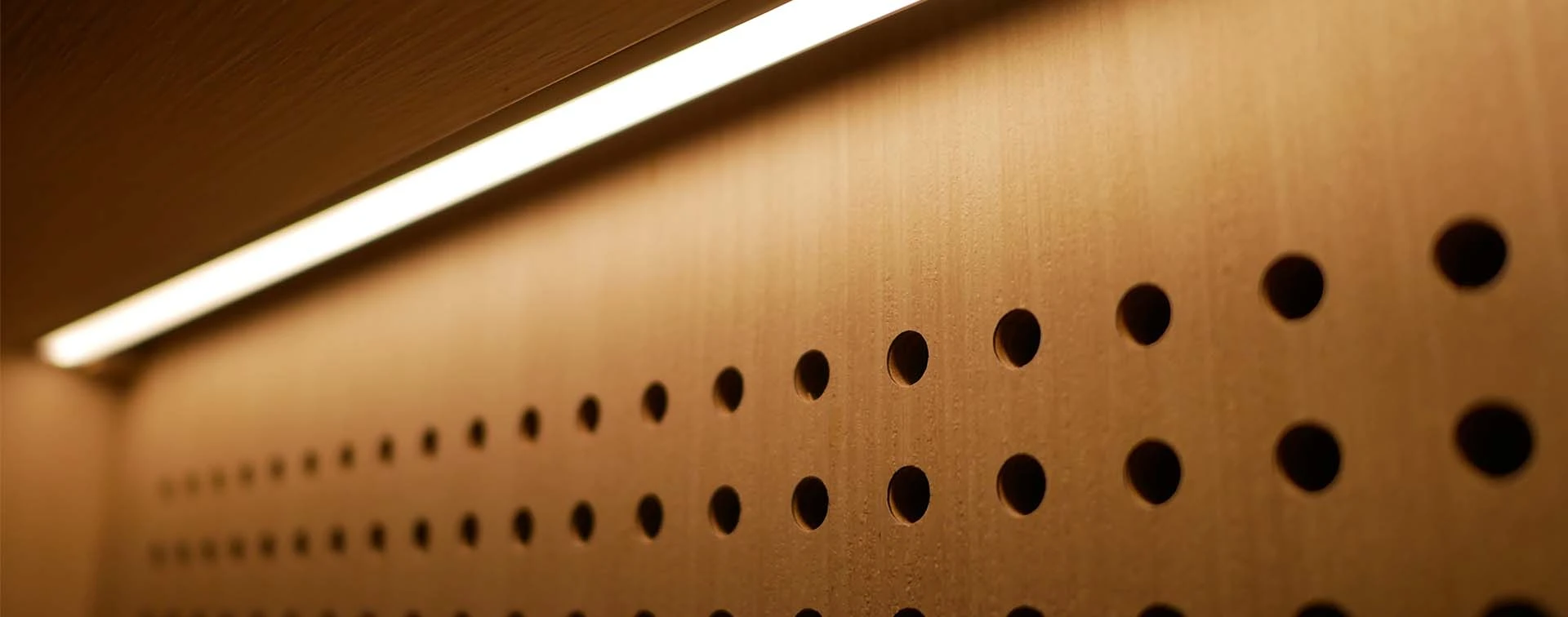 Tapes für die <br/>  Möbelindustrie