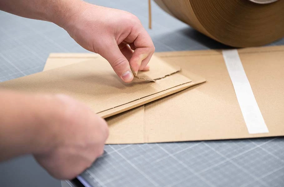 Schritt 3: Klebebandanwendung